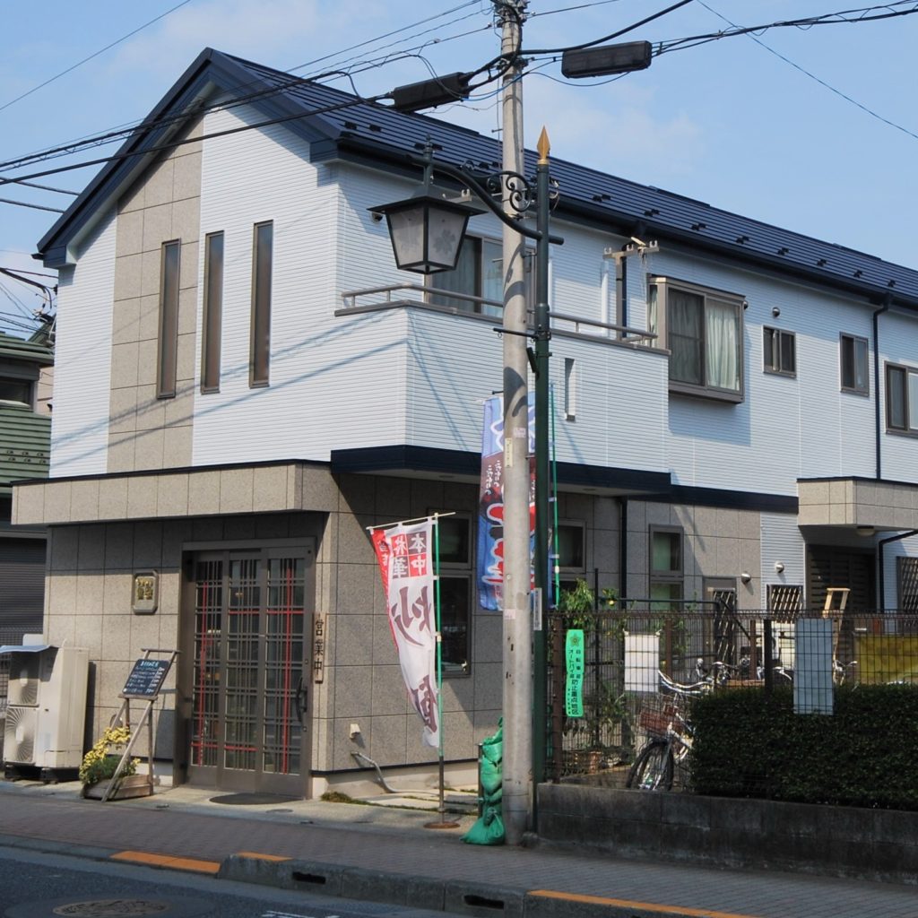 中華料理店店舗　外壁塗装　屋根カバー工法